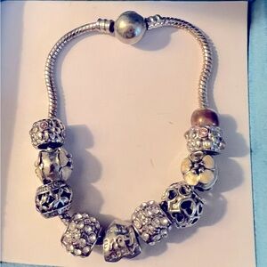 Charm bracelet